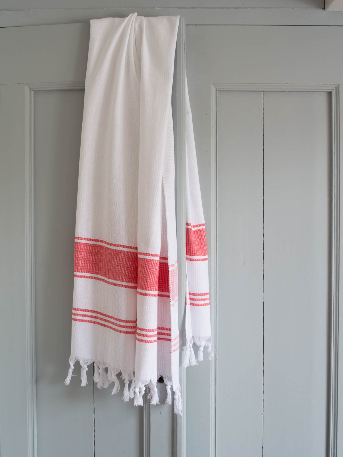 fouta blanc/rouge corail