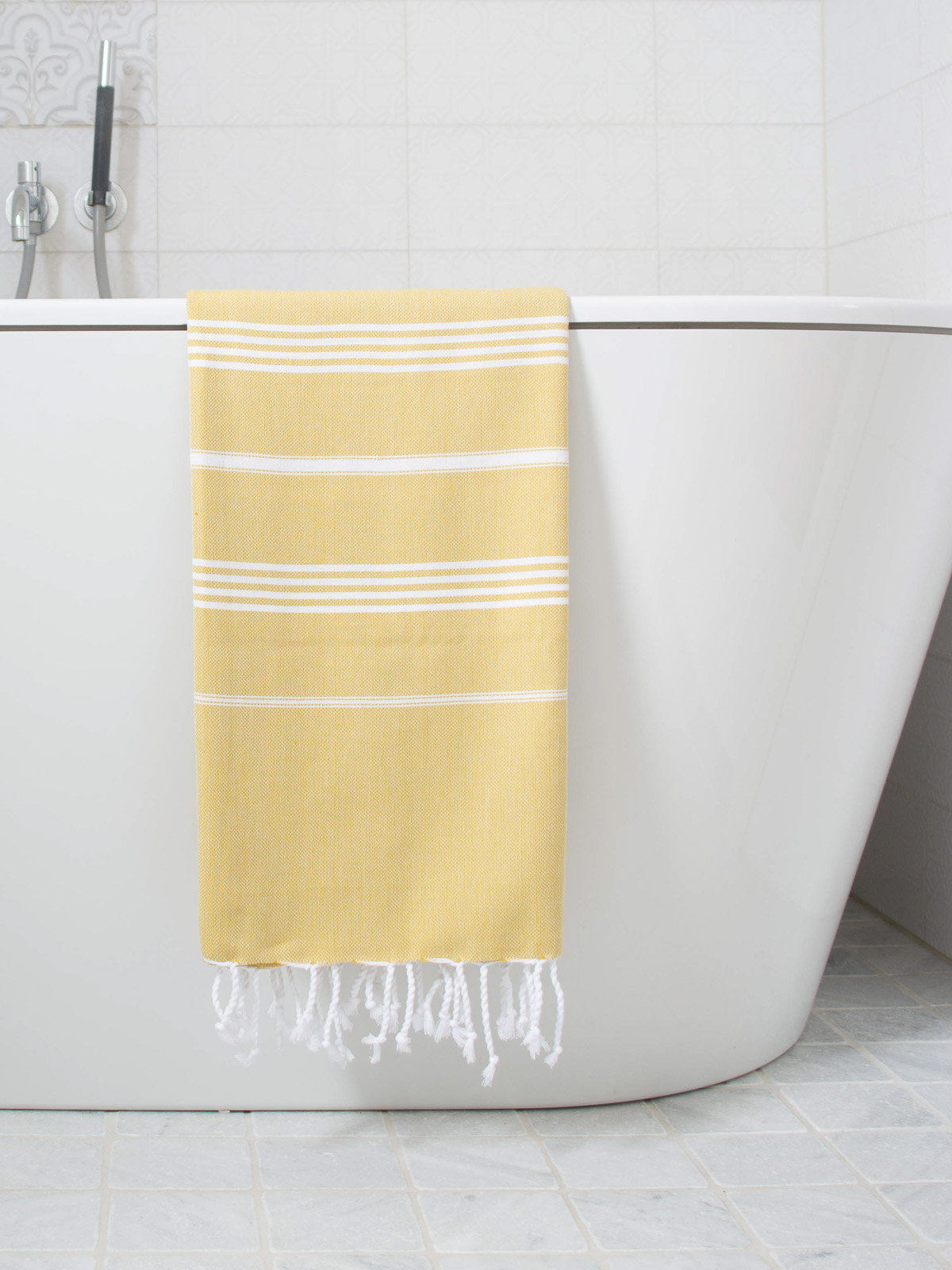 fouta moutarde/blanc