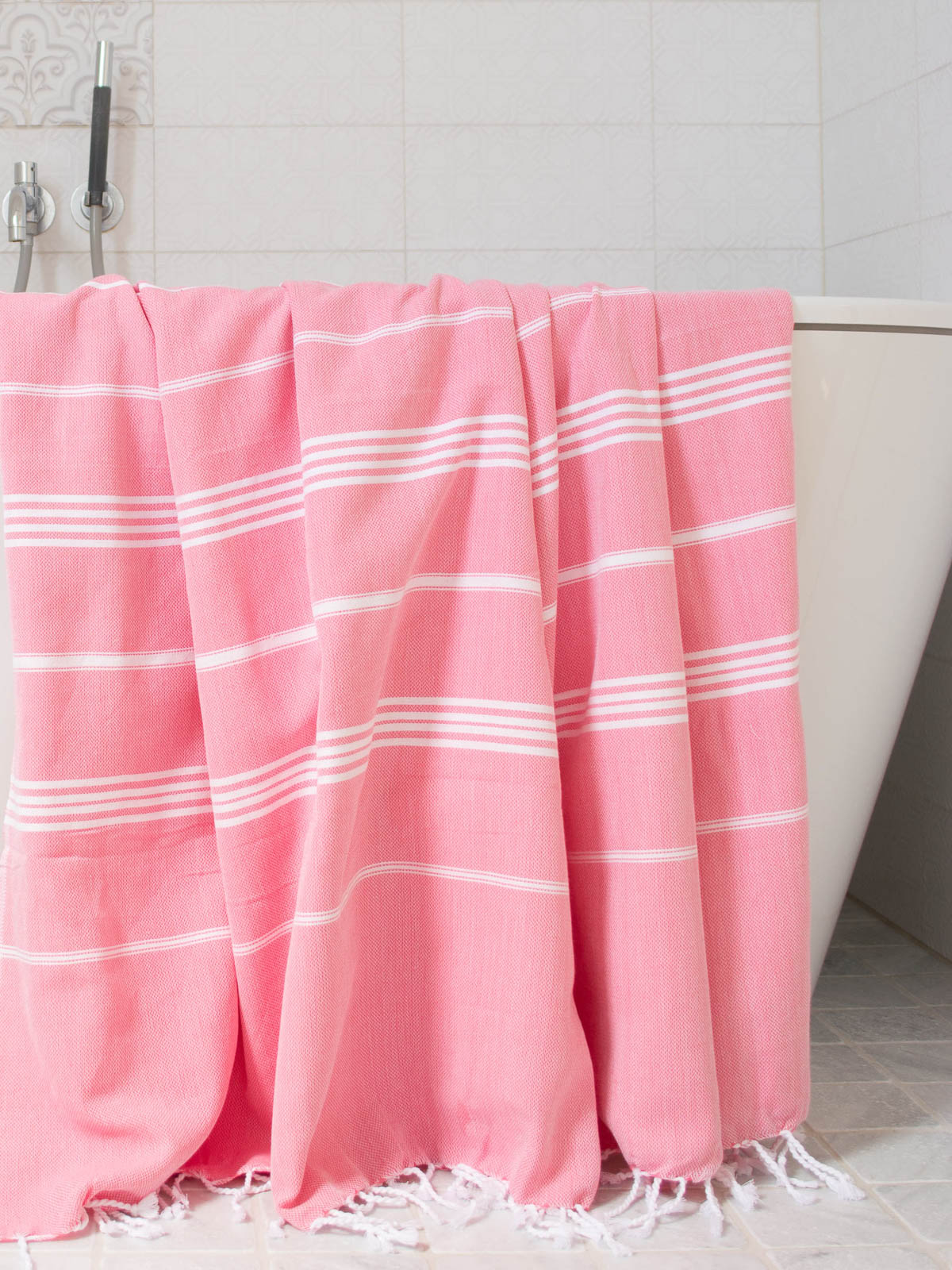 fouta rose bonbon/blanc