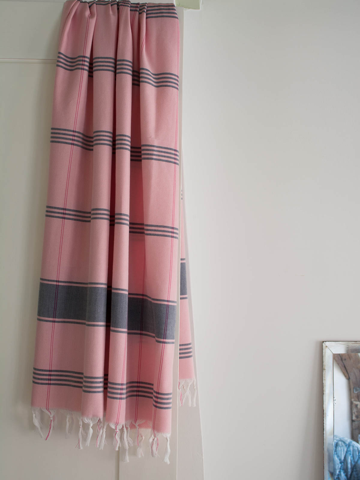 fouta à carreaux rose poudre/bleu foncé