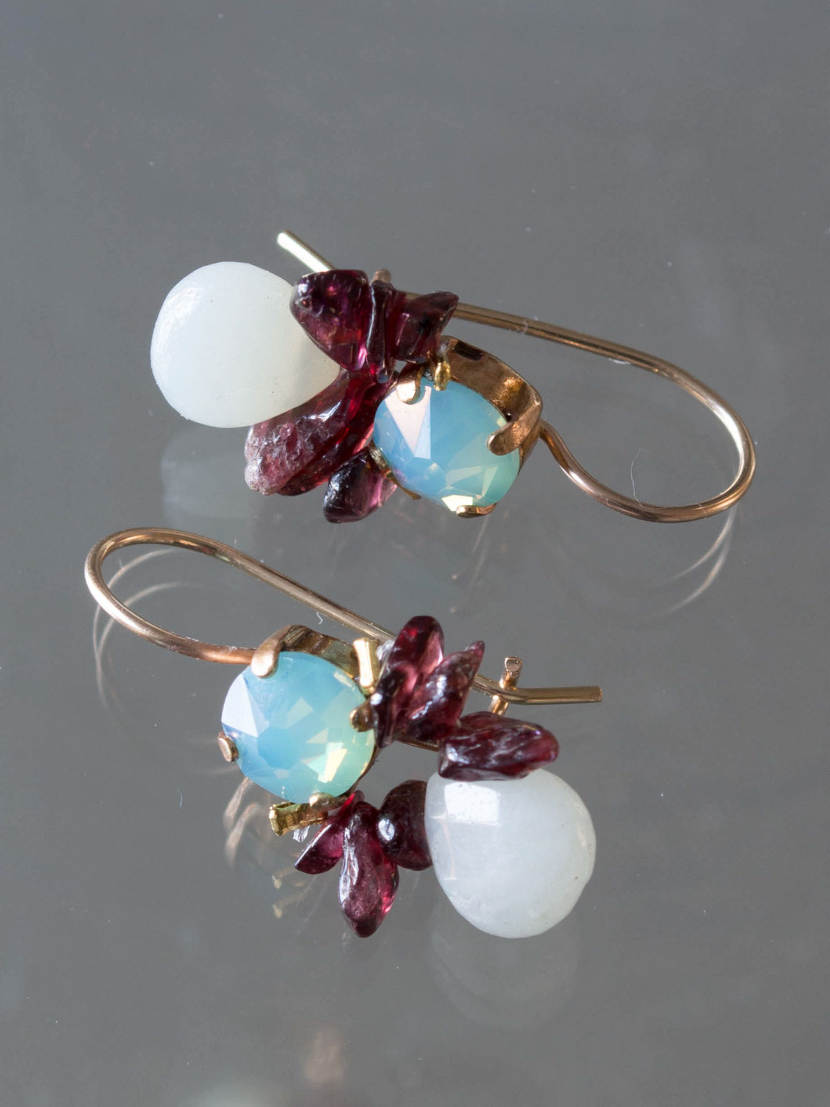 boucles d'oreilles Bee amazonite, grenat, cristal