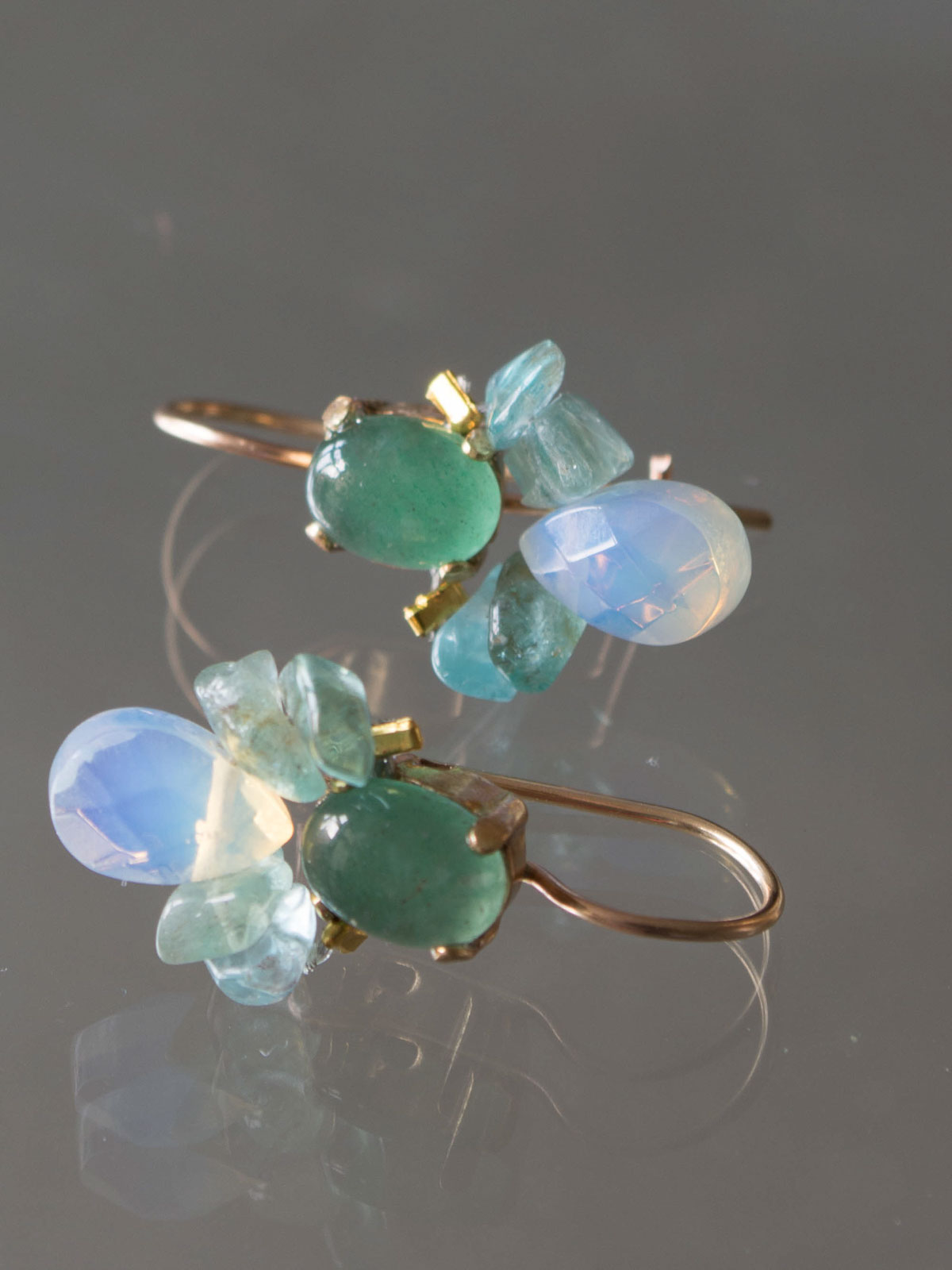 boucles d'oreilles Bee apatite et opalite