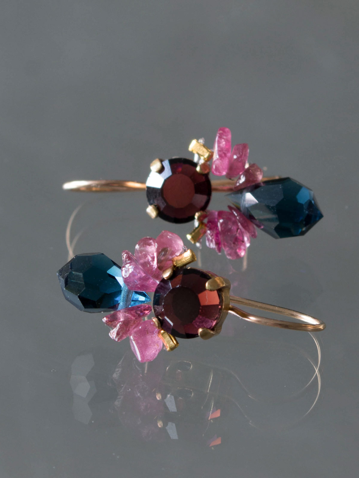 boucles d'oreilles Bee tourmaline, cristal bordeaux