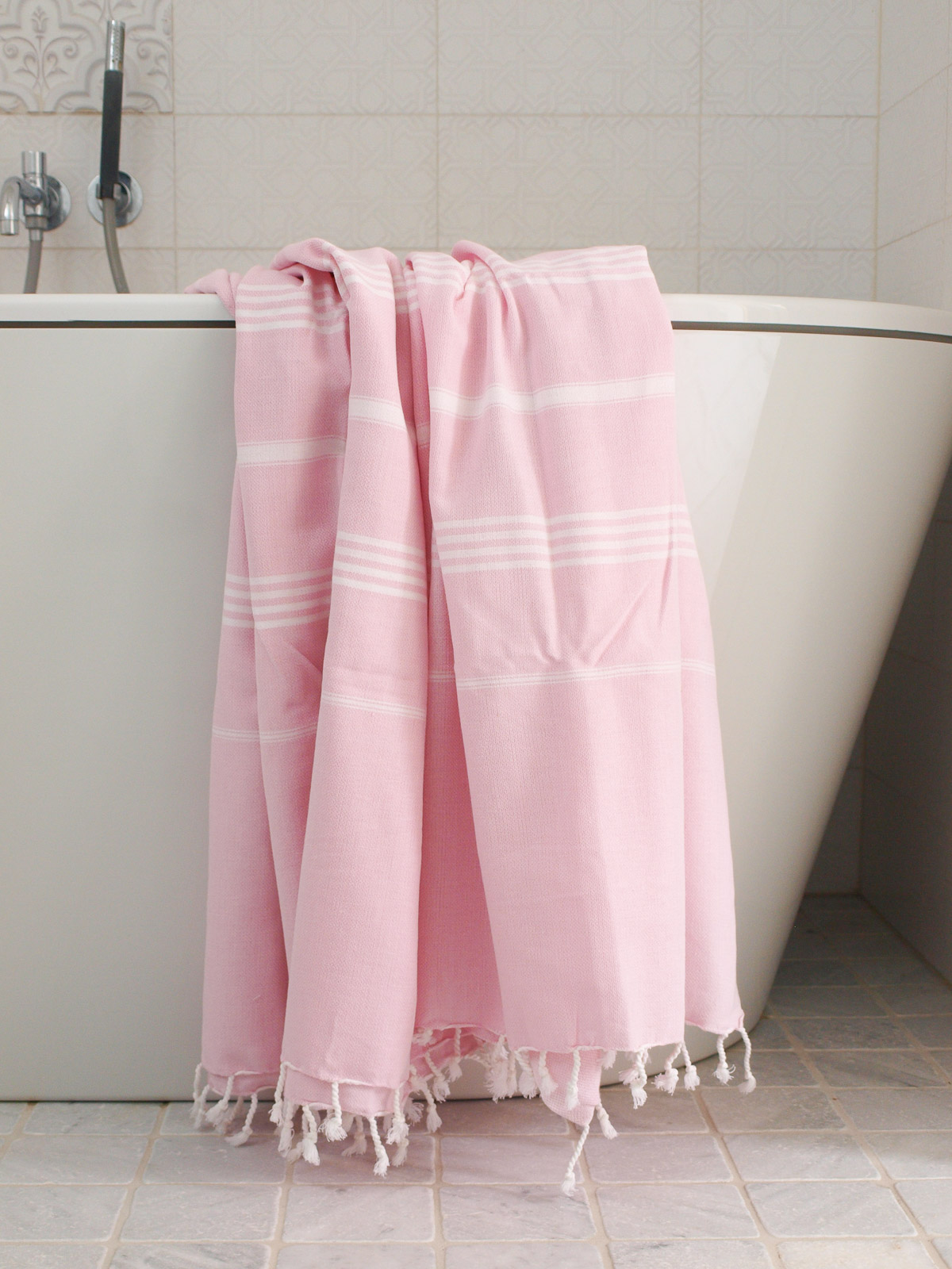 fouta rose/blanc