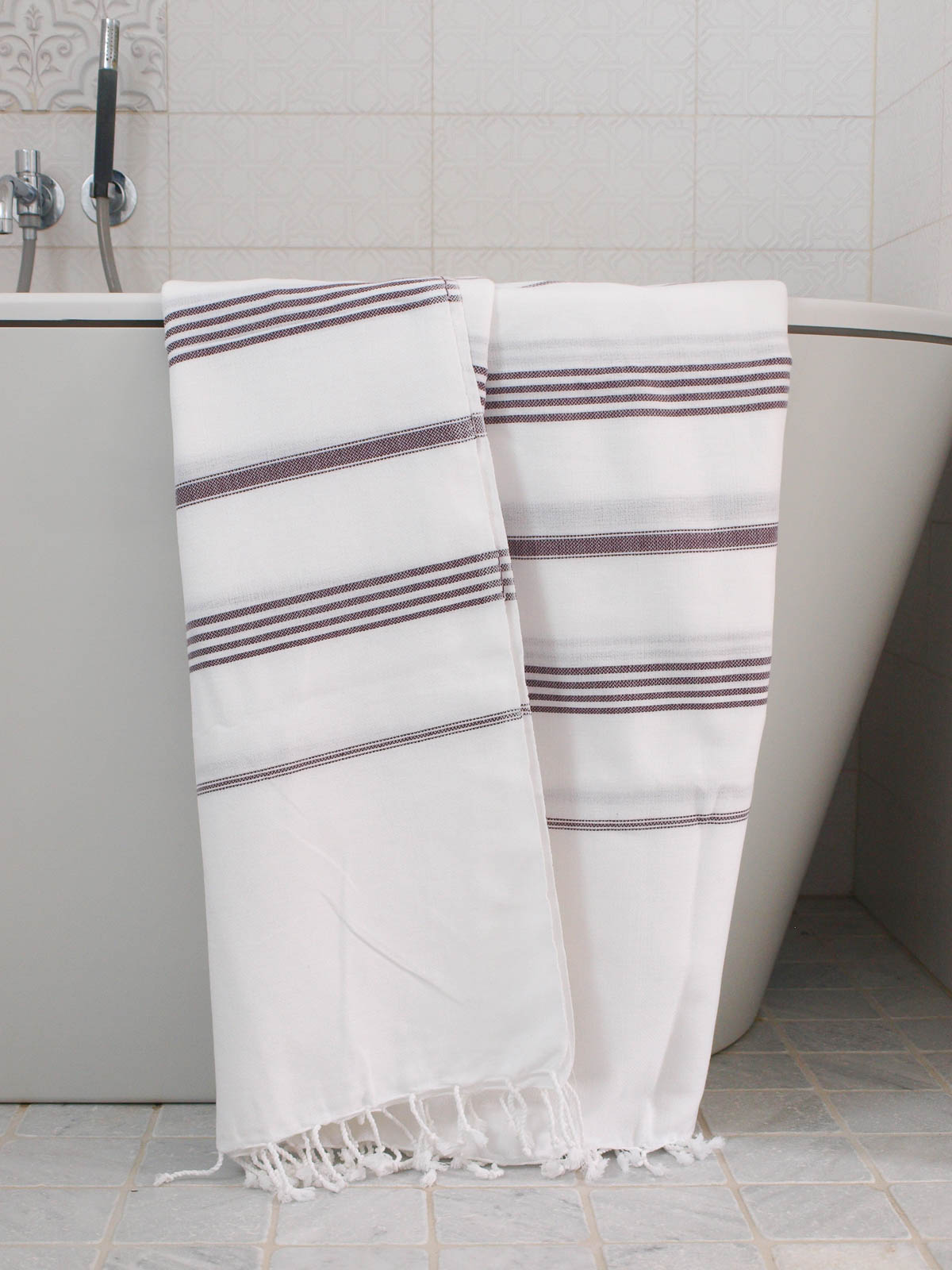 hammam towel white/aubergine