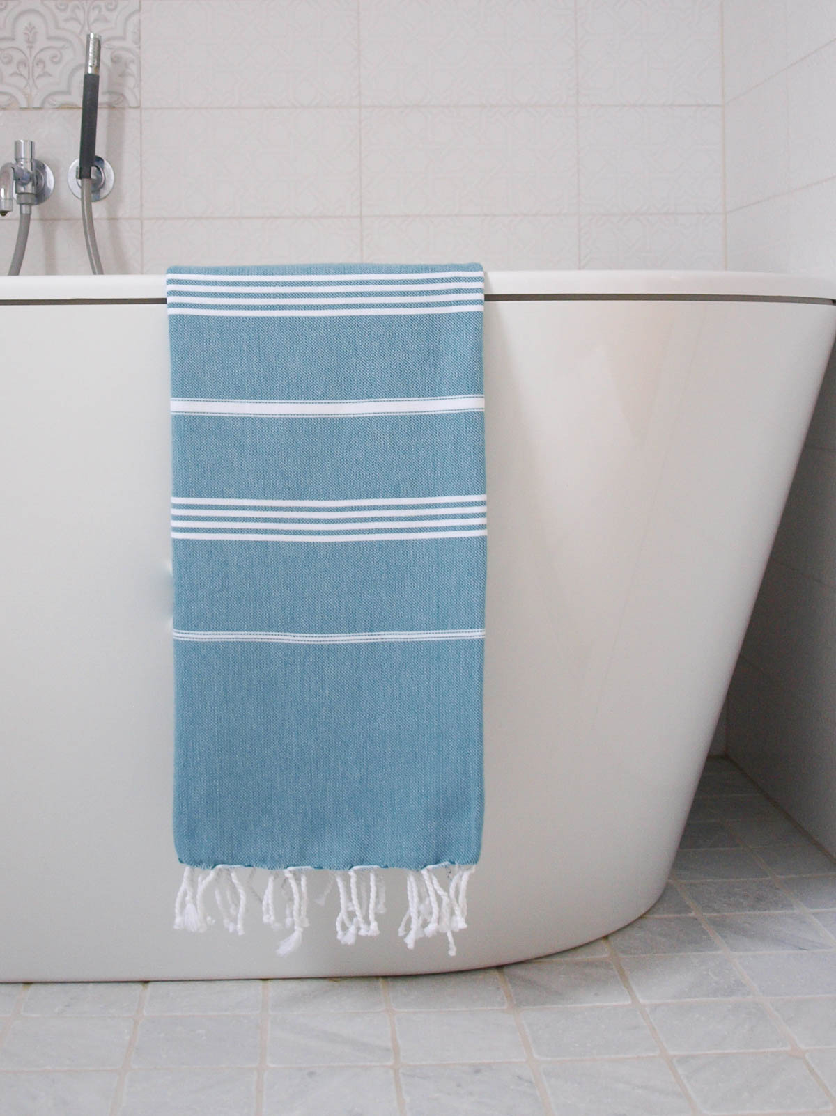 fouta pétrole/blanc