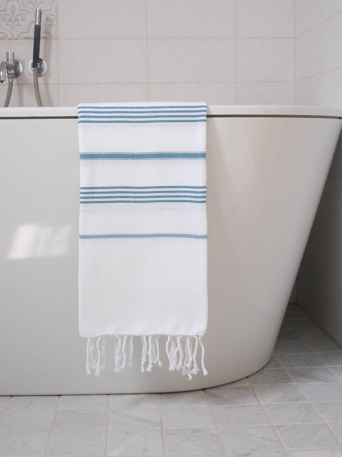 fouta blanc/pétrole